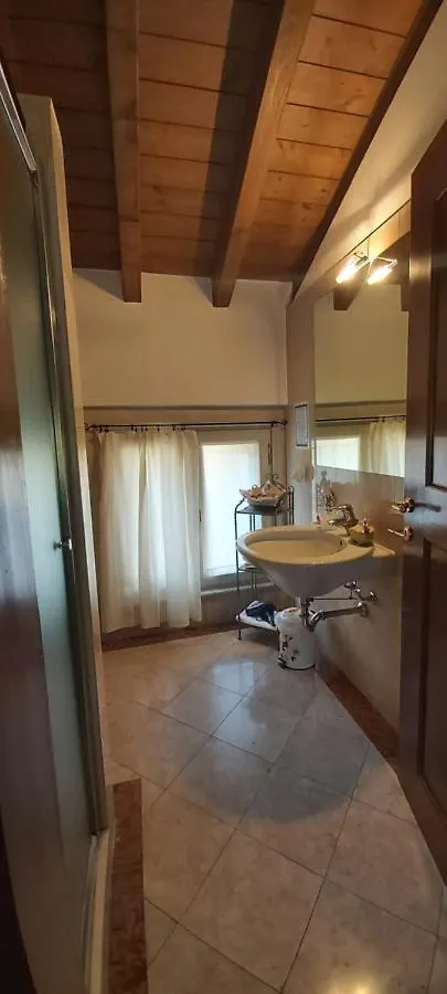 B&B Casa del Teatro Mantua 3*,  Italia