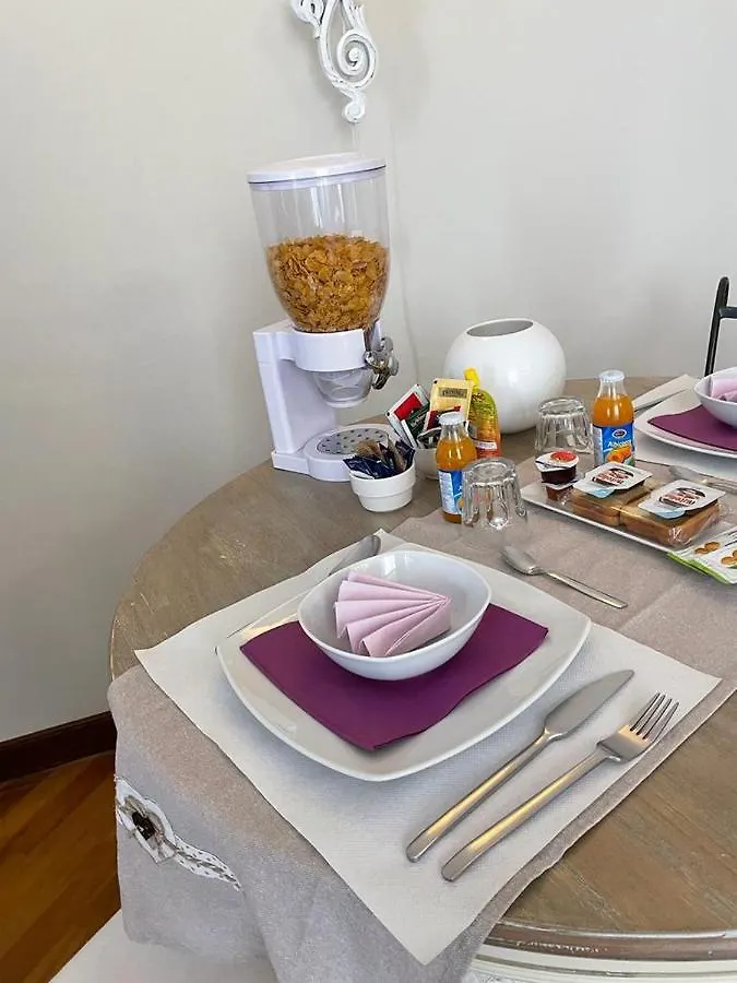 B&B Casa del Teatro Mantua 3*,  Italia