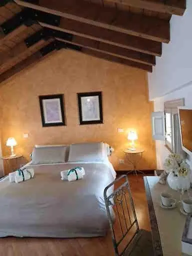 B&B Casa del Teatro Mantua 3*,
