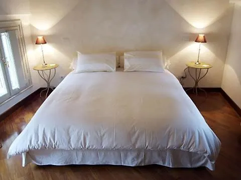 Bed and Breakfast B&B Casa Del Teatro Μάντοβα